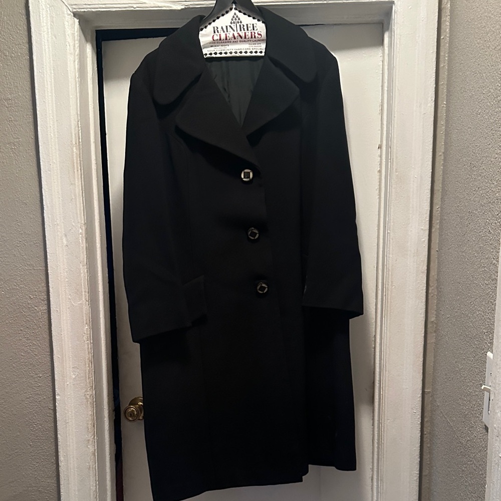 Vintage Classic Black Women's Coat